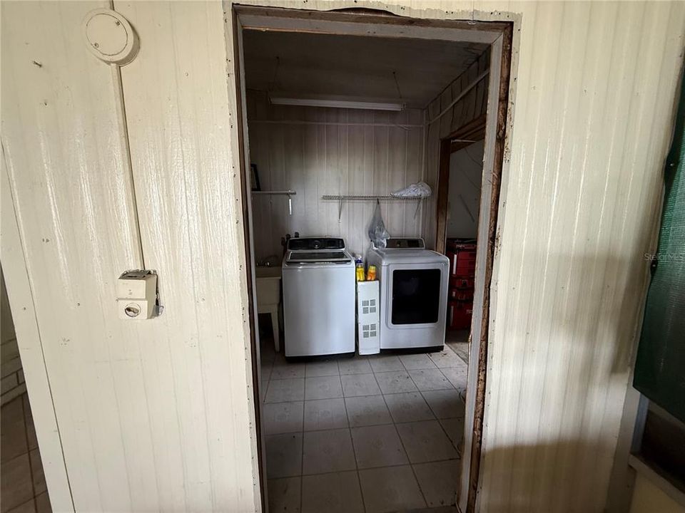 На продажу: $135,000 (2 спален, 20 ванн, 1176 Квадратных фут)