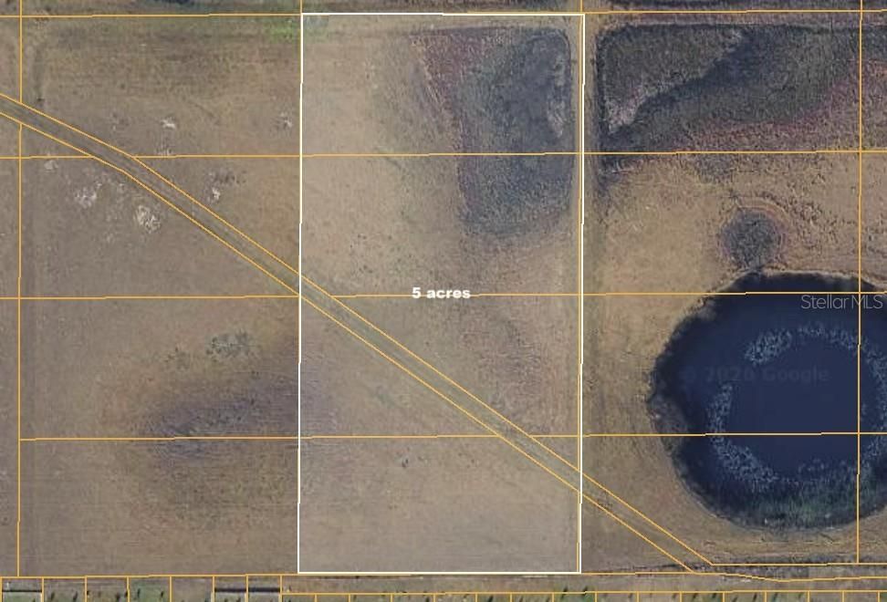 На продажу: $59,999 (4.83 acres)