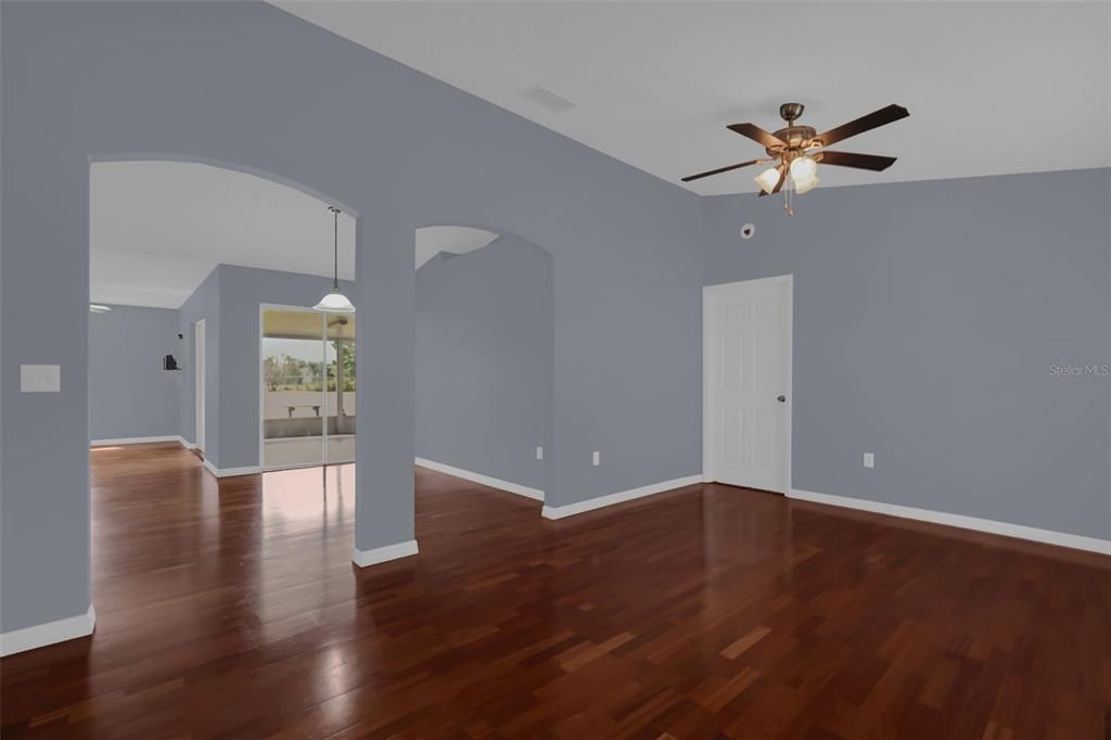 For Sale: $340,000 (3 beds, 2 baths, 1485 Square Feet)