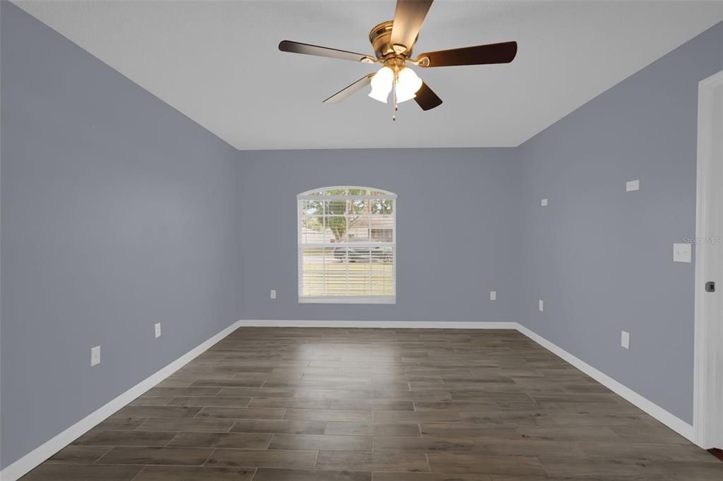 For Sale: $340,000 (3 beds, 2 baths, 1485 Square Feet)