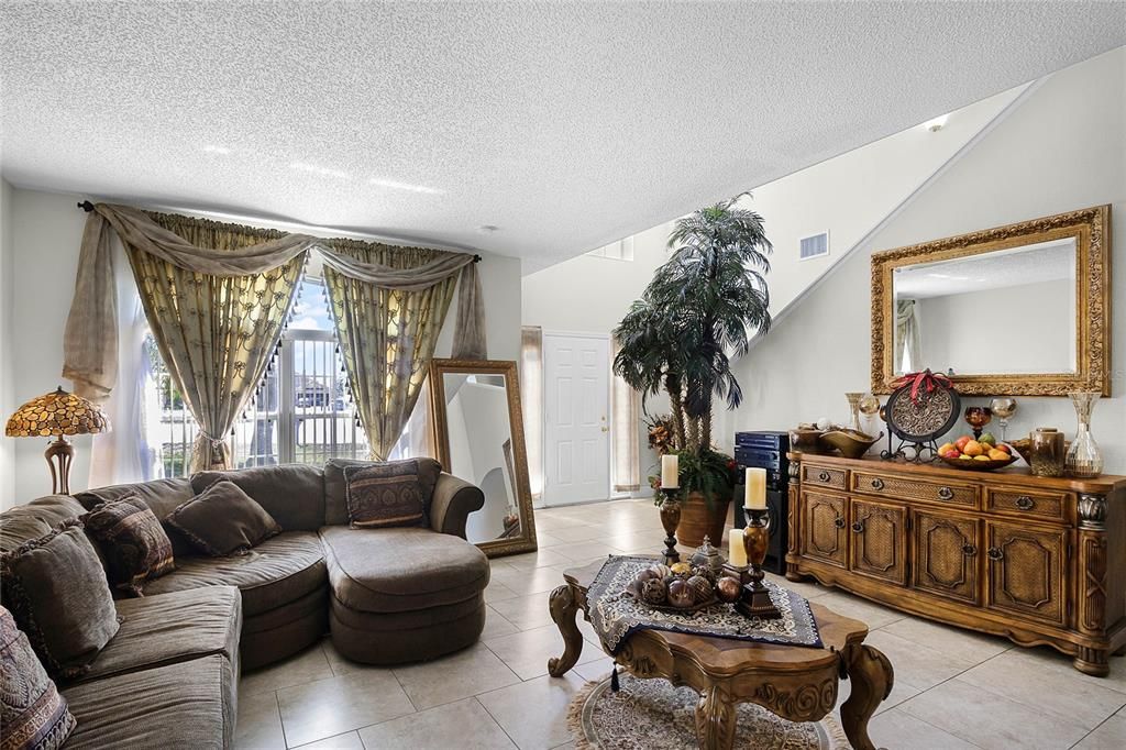 For Sale: $295,000 (4 beds, 2 baths, 2806 Square Feet)