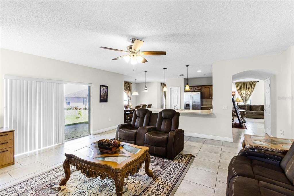 For Sale: $295,000 (4 beds, 2 baths, 2806 Square Feet)