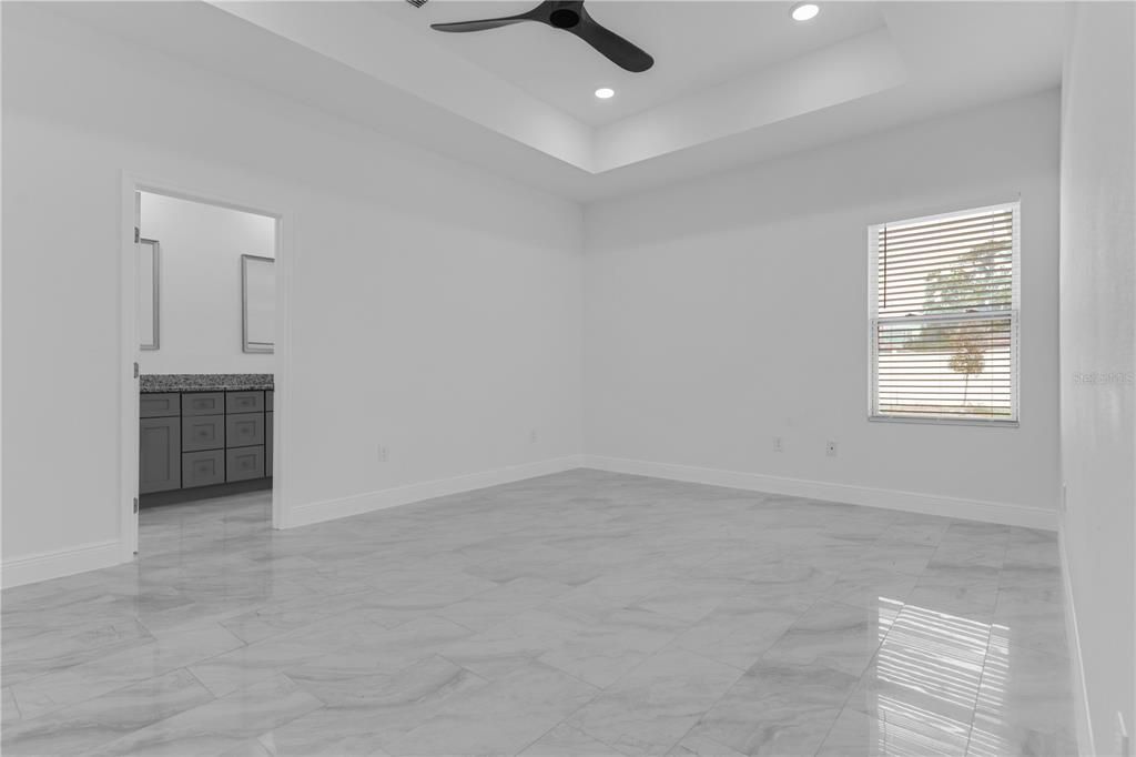For Sale: $425,000 (3 beds, 2 baths, 1625 Square Feet)