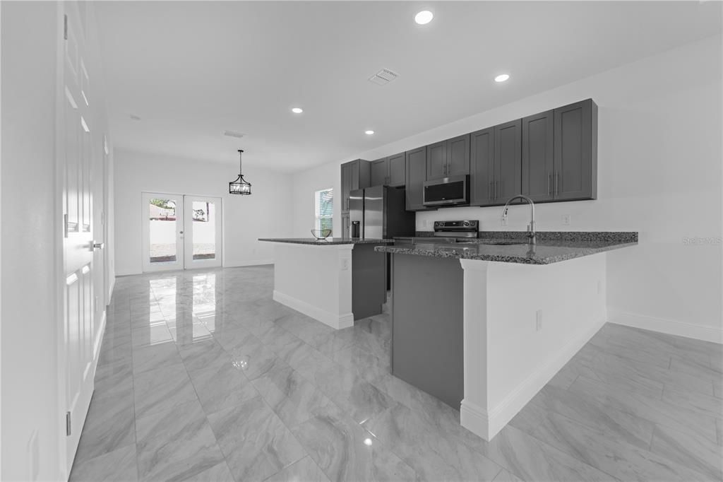For Sale: $425,000 (3 beds, 2 baths, 1625 Square Feet)