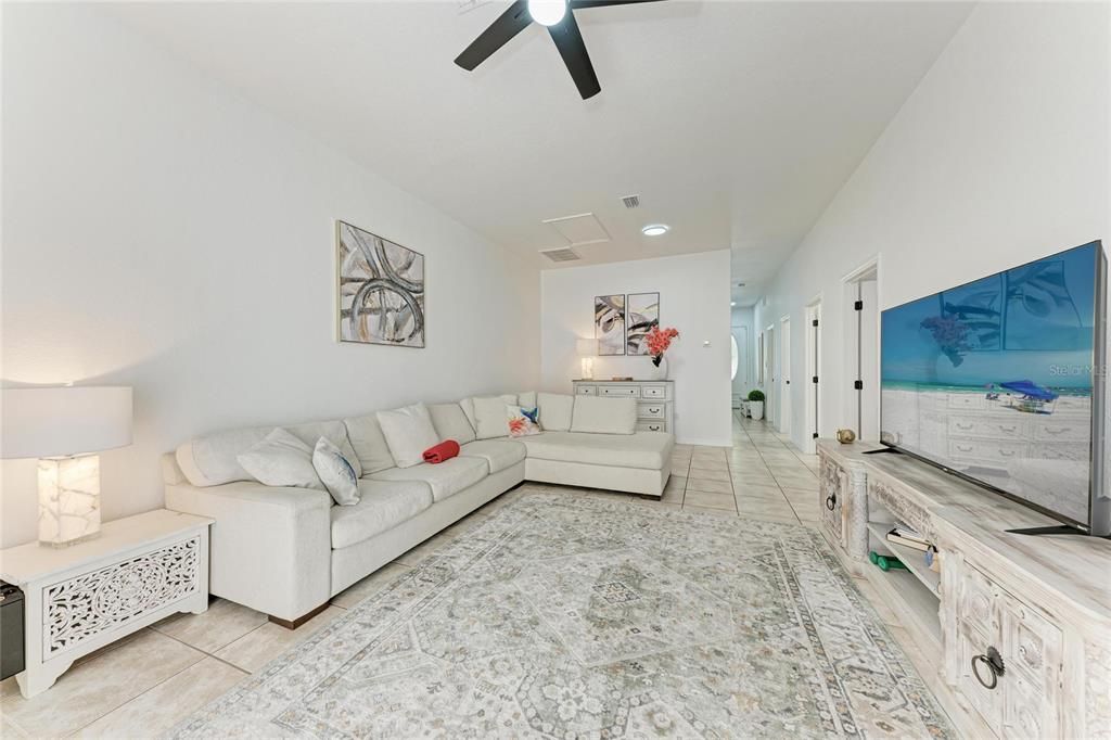 For Sale: $475,000 (4 beds, 0 baths, 2298 Square Feet)
