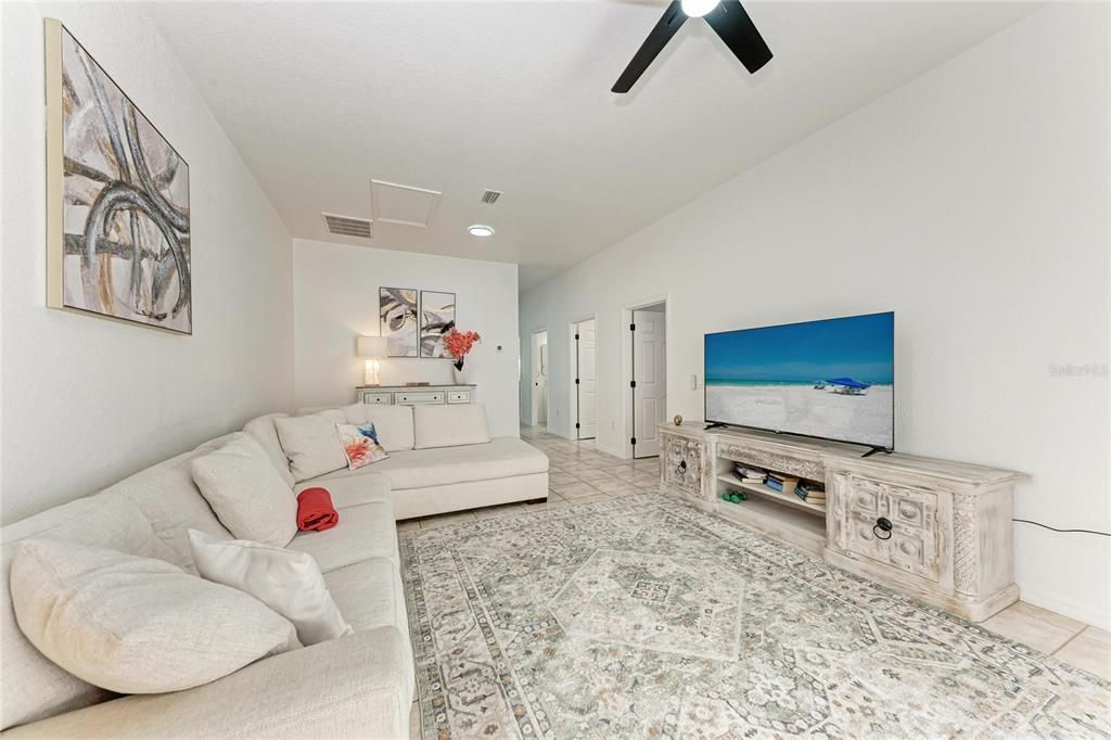 For Sale: $475,000 (4 beds, 0 baths, 2298 Square Feet)