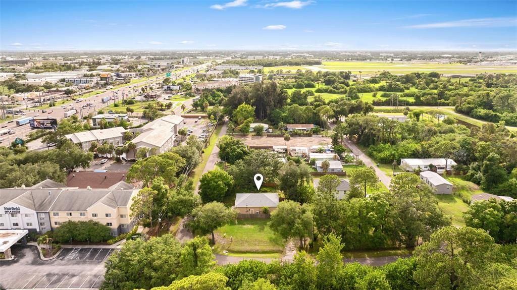 На продажу: $109,900 (0.11 acres)