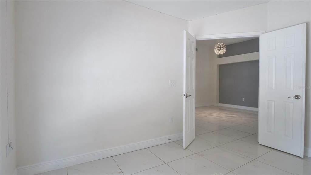 For Sale: $419,999 (3 beds, 2 baths, 1845 Square Feet)