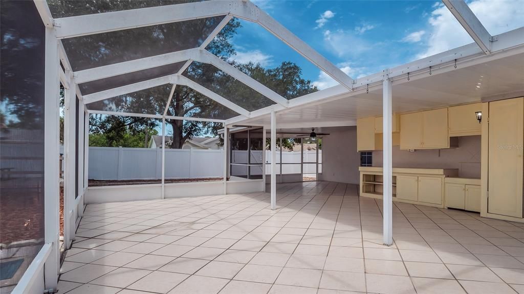 For Sale: $419,999 (3 beds, 2 baths, 1845 Square Feet)