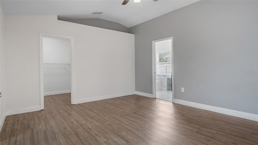 For Sale: $419,999 (3 beds, 2 baths, 1845 Square Feet)