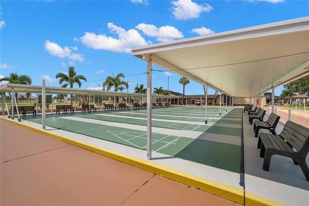 For Sale: $364,500 (2 beds, 2 baths, 2087 Square Feet)