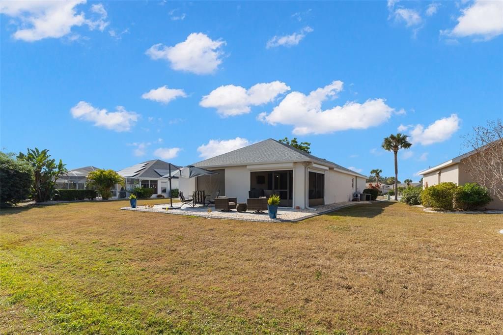 For Sale: $364,500 (2 beds, 2 baths, 2087 Square Feet)
