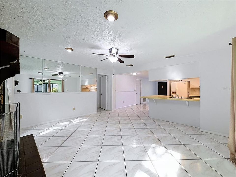 For Sale: $274,900 (3 beds, 2 baths, 1460 Square Feet)