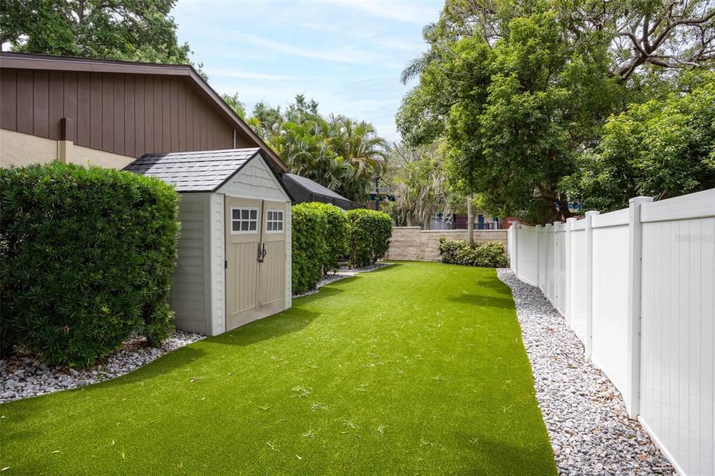 For Sale: $600,000 (3 beds, 2 baths, 1941 Square Feet)