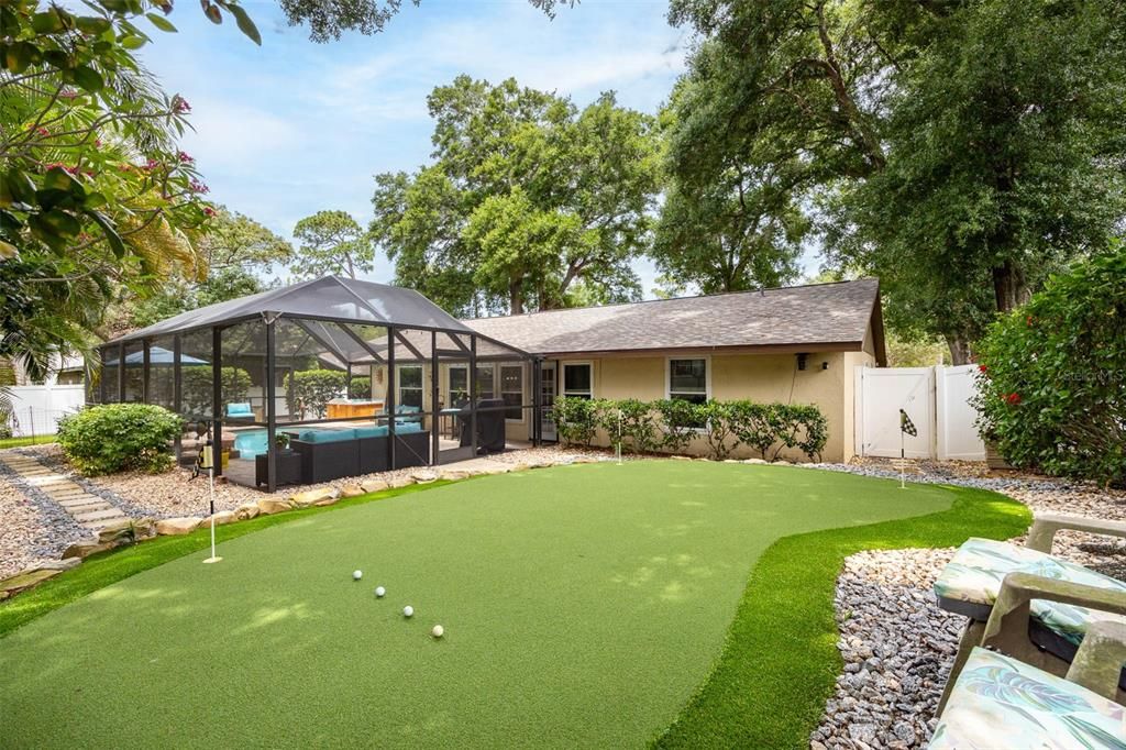 For Sale: $600,000 (3 beds, 2 baths, 1941 Square Feet)