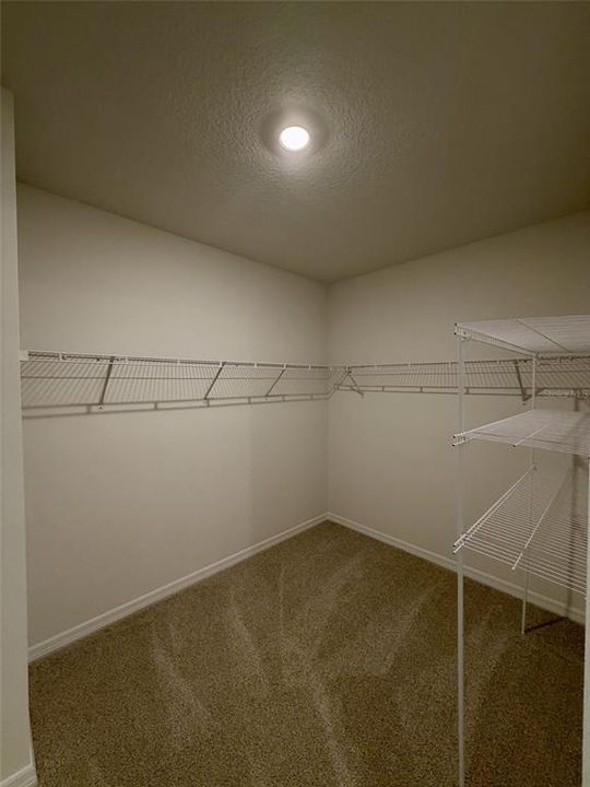 В аренду: $2,700 (4 спален, 2 ванн, 1687 Квадратных фут)