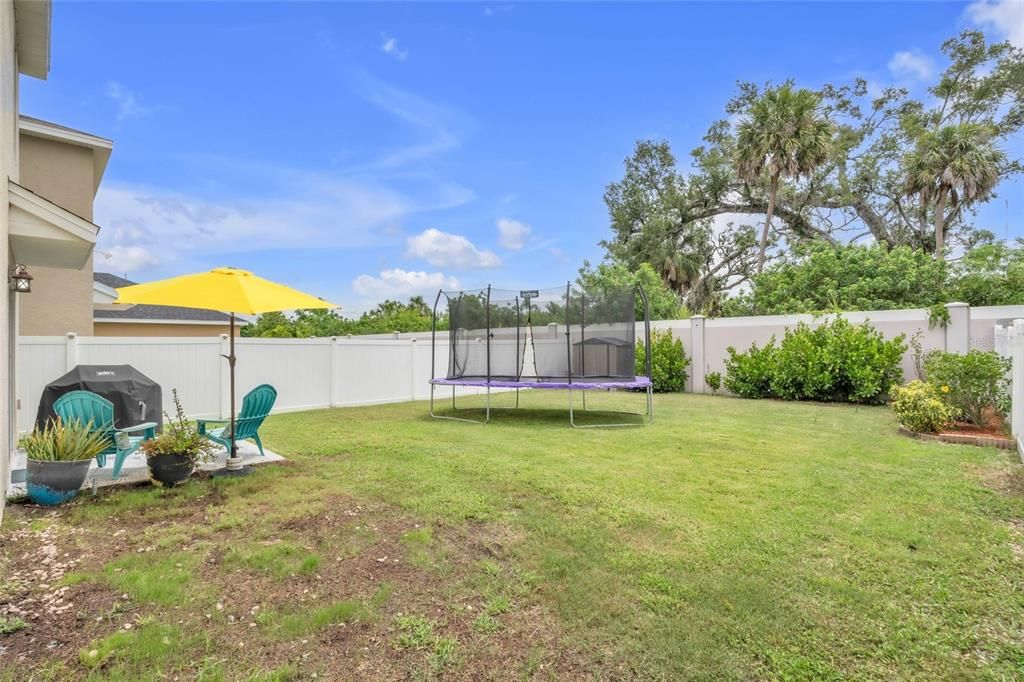 For Sale: $349,900 (4 beds, 2 baths, 2007 Square Feet)
