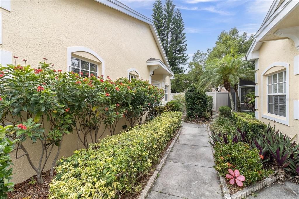 En Venta: $450,000 (2 camas, 2 baños, 1994 Pies cuadrados)