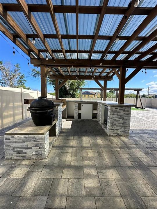 En Renta: $2,850 (5 camas, 3 baños, 2722 Pies cuadrados)