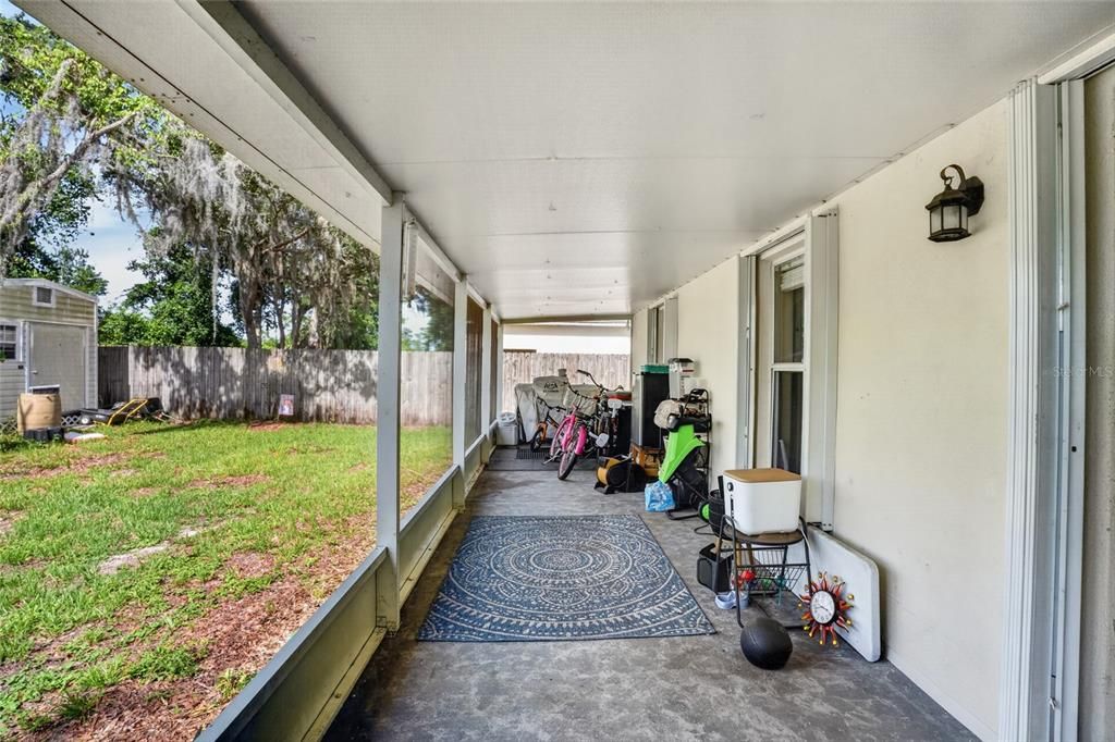 En Venta: $384,999 (4 camas, 2 baños, 1979 Pies cuadrados)