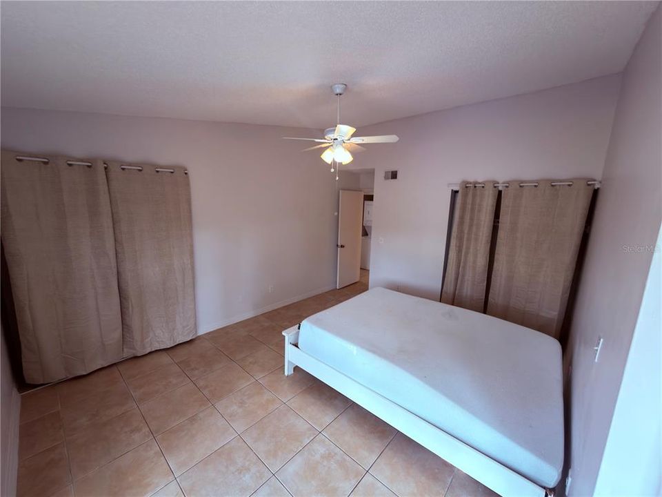 For Sale: $115,000 (2 beds, 2 baths, 1127 Square Feet)