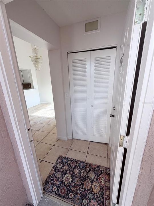 For Sale: $115,000 (2 beds, 2 baths, 1127 Square Feet)