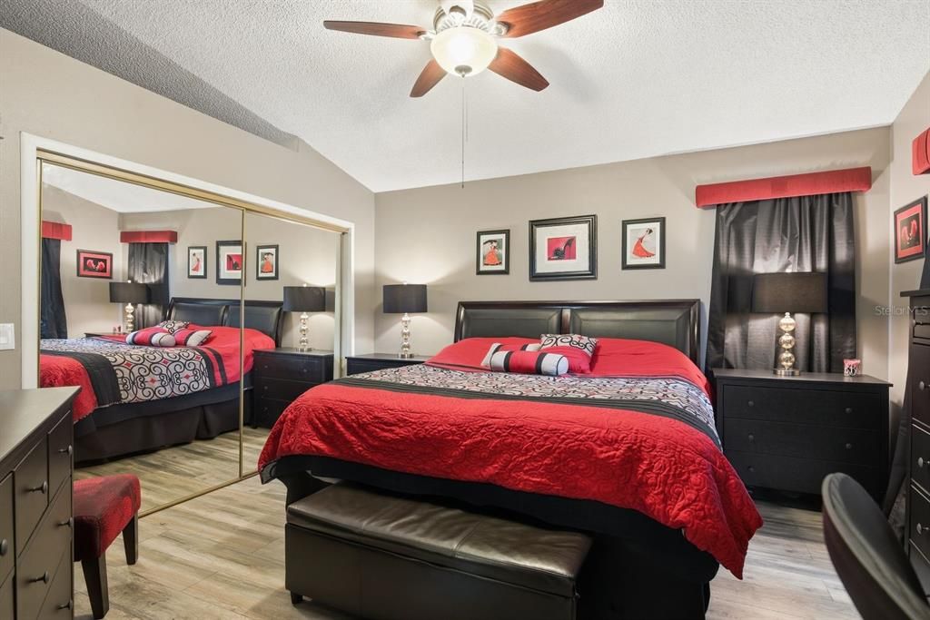 For Sale: $489,900 (3 beds, 2 baths, 1624 Square Feet)