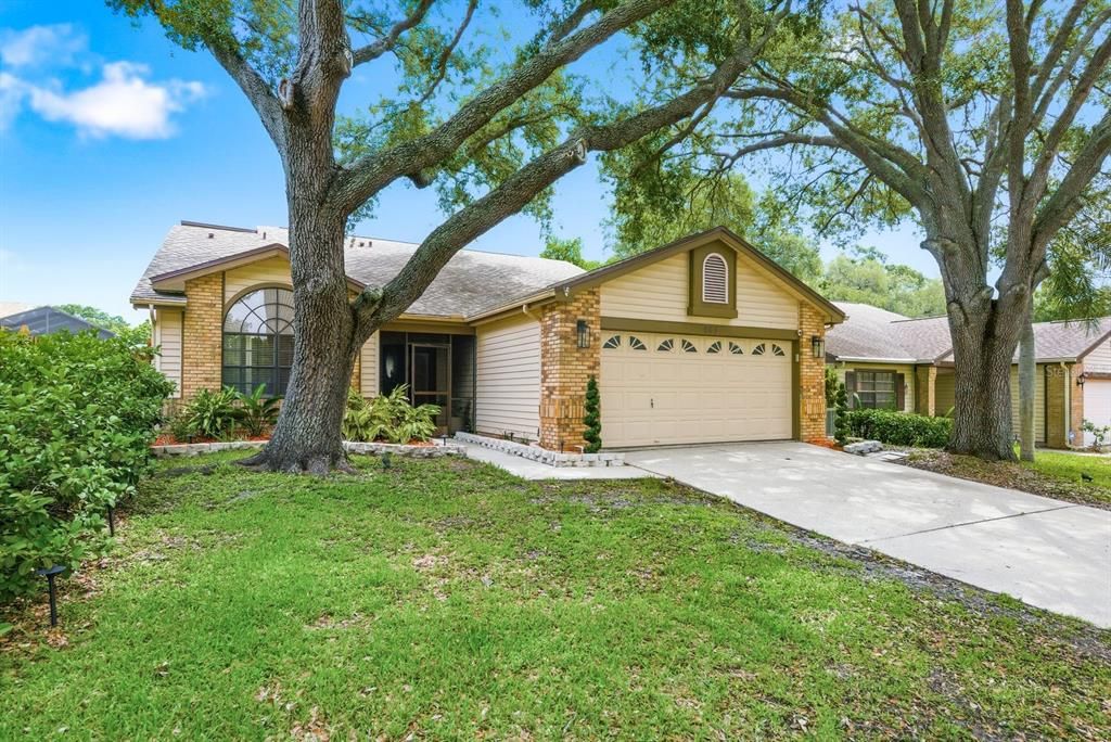 For Sale: $489,900 (3 beds, 2 baths, 1624 Square Feet)