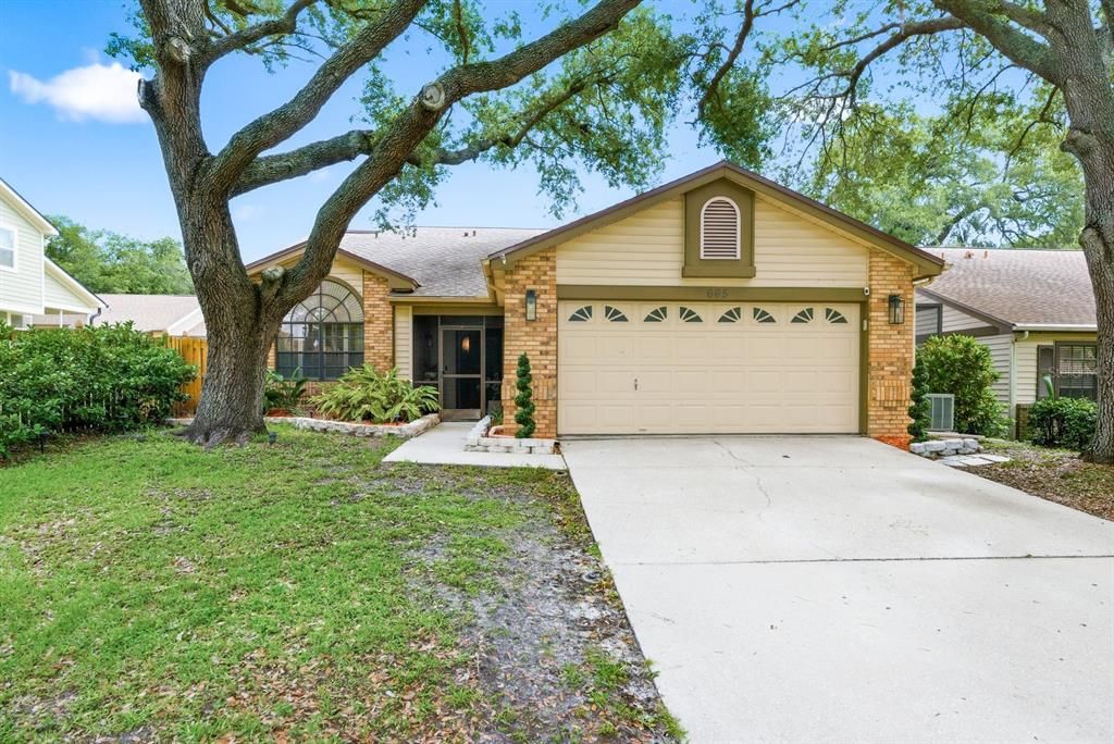 For Sale: $489,900 (3 beds, 2 baths, 1624 Square Feet)