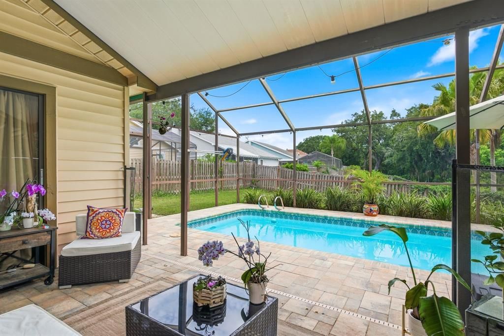 For Sale: $489,900 (3 beds, 2 baths, 1624 Square Feet)
