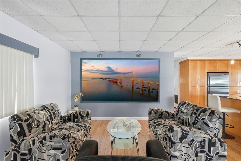 For Sale: $147,000 (2 beds, 2 baths, 1008 Square Feet)