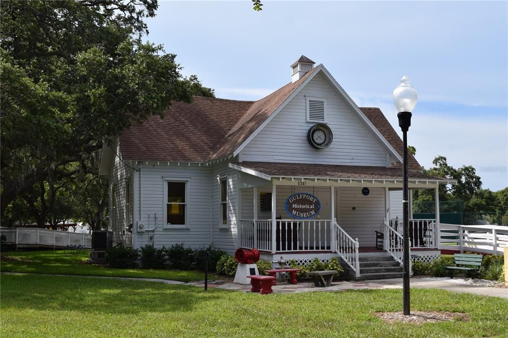 For Sale: $147,000 (2 beds, 2 baths, 1008 Square Feet)
