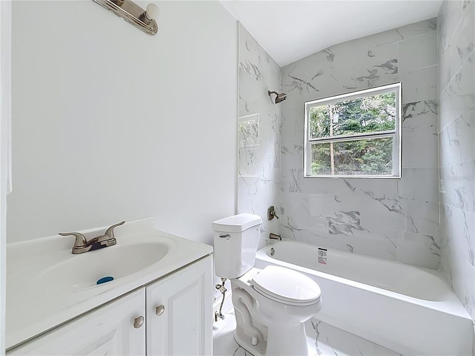 For Sale: $299,900 (3 beds, 2 baths, 730 Square Feet)