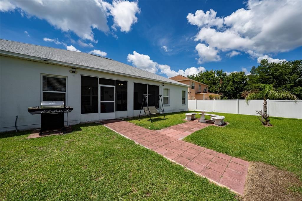 For Sale: $352,000 (4 beds, 3 baths, 2308 Square Feet)