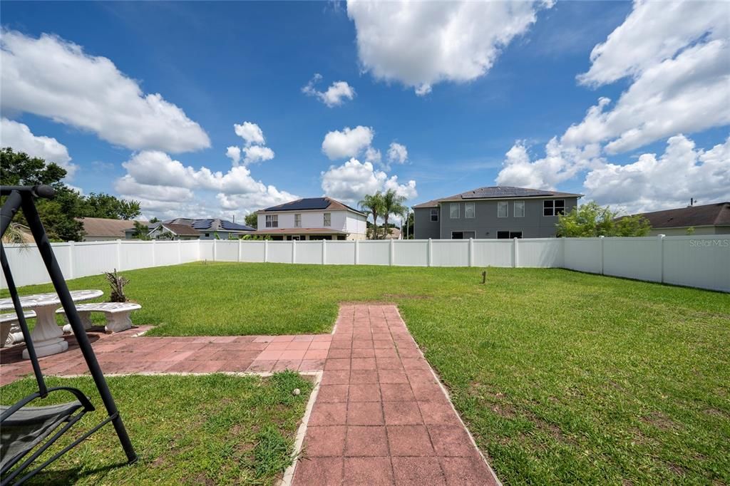 For Sale: $352,000 (4 beds, 3 baths, 2308 Square Feet)