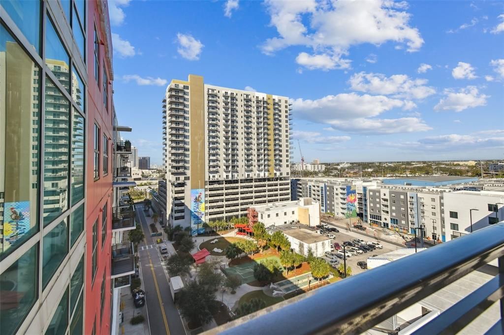 For Sale: $550,000 (2 beds, 2 baths, 1229 Square Feet)