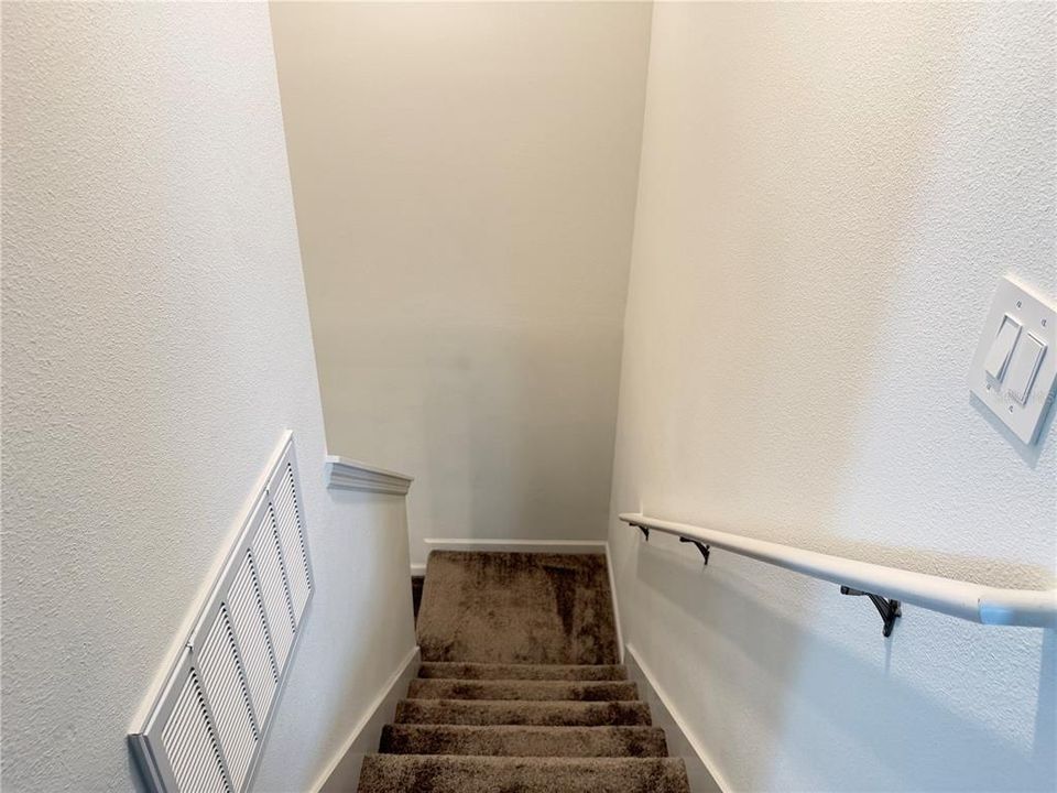 For Rent: $2,350 (3 beds, 2 baths, 1755 Square Feet)