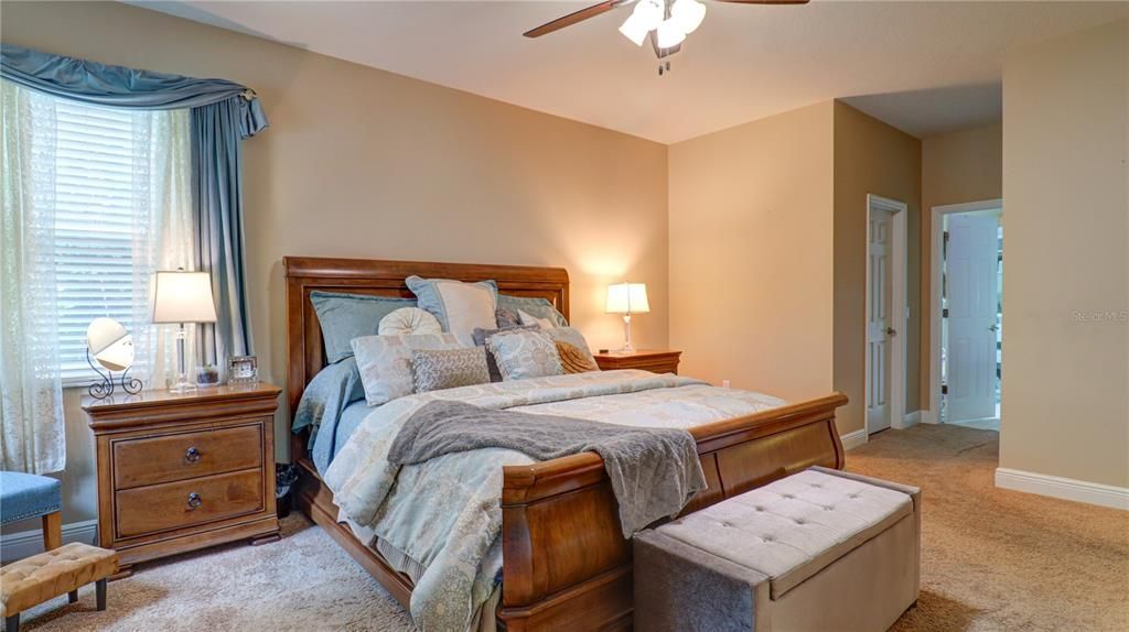For Sale: $599,990 (5 beds, 3 baths, 3208 Square Feet)