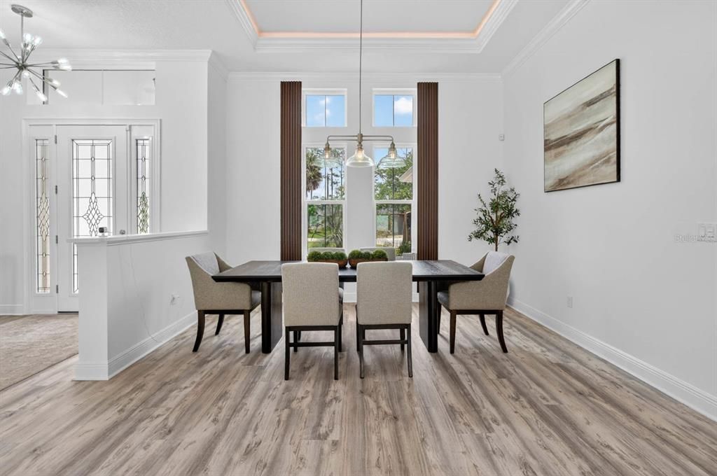 En Venta: $499,990 (3 camas, 2 baños, 2215 Pies cuadrados)