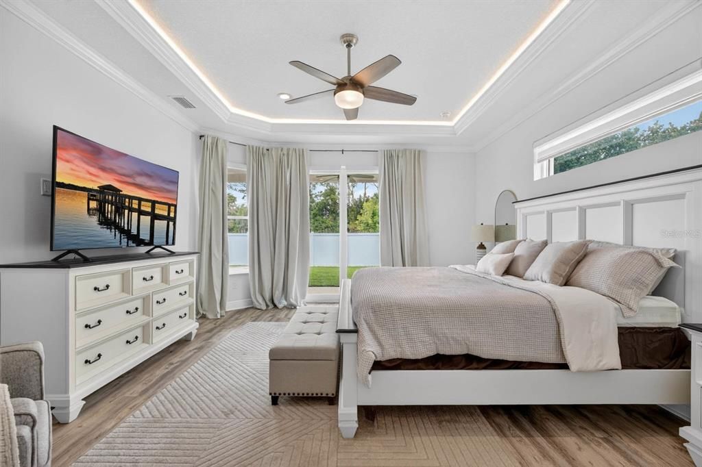 En Venta: $499,990 (3 camas, 2 baños, 2215 Pies cuadrados)