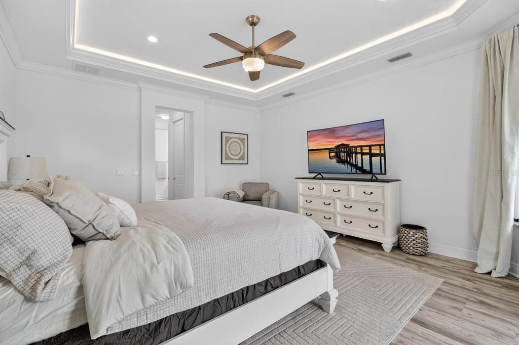 En Venta: $499,990 (3 camas, 2 baños, 2215 Pies cuadrados)