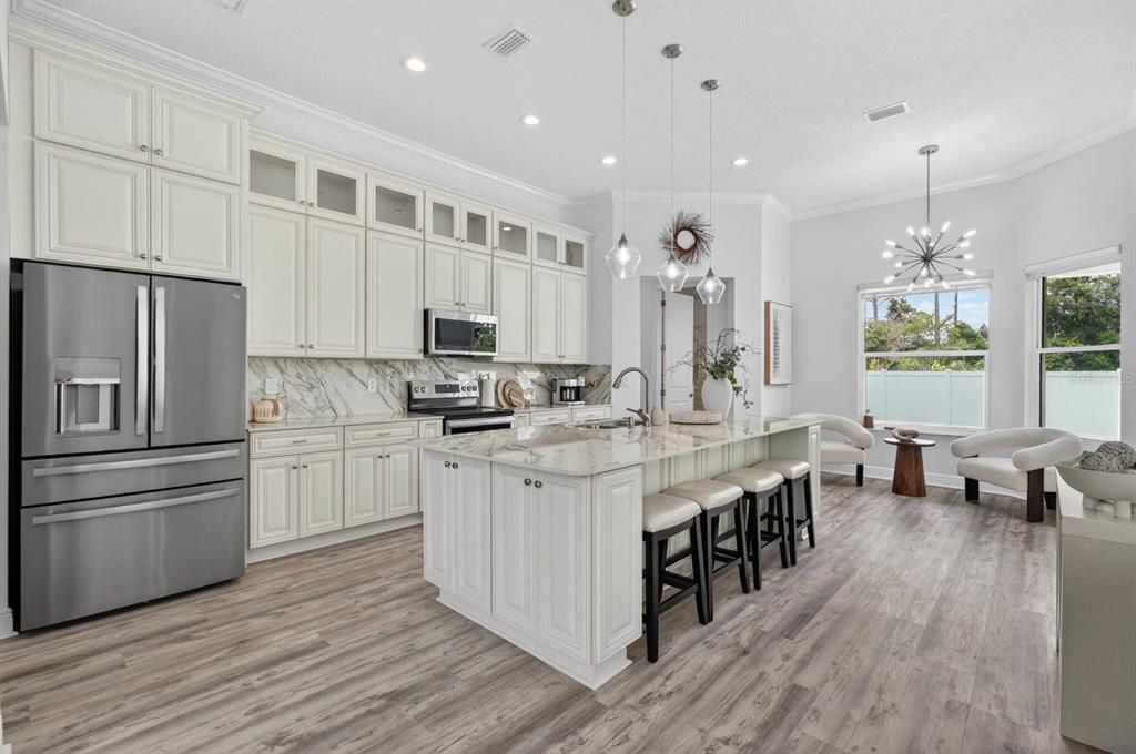 En Venta: $499,990 (3 camas, 2 baños, 2215 Pies cuadrados)
