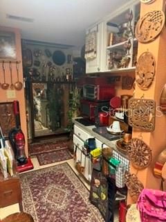 На продажу: $119,997 (2 спален, 2 ванн, 992 Квадратных фут)