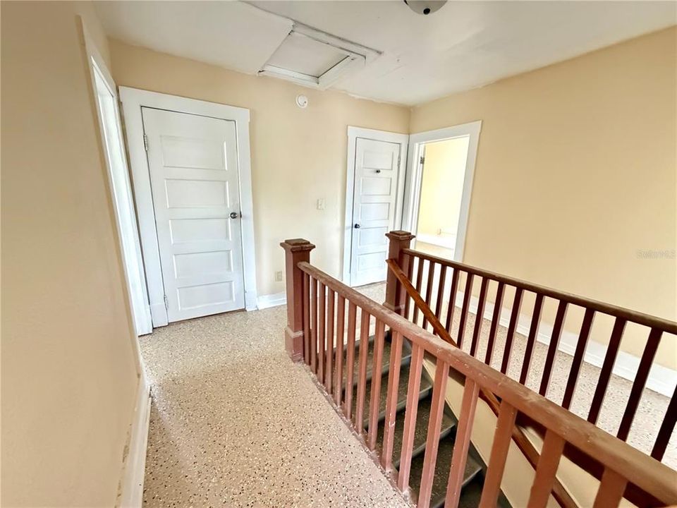 For Sale: $265,000 (6 beds, 3 baths, 2102 Square Feet)