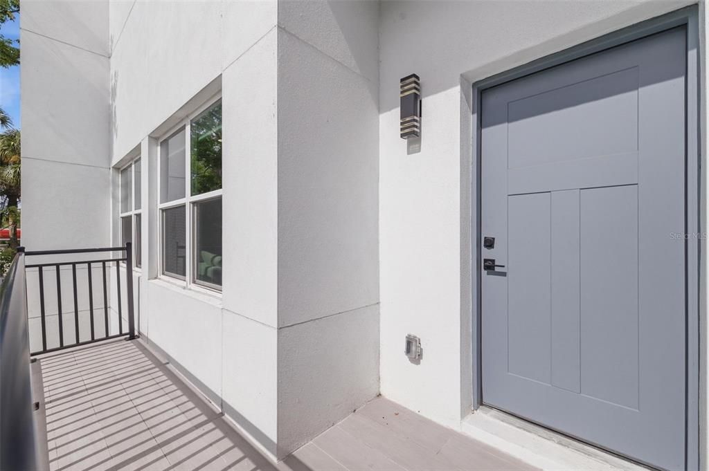 For Sale: $689,000 (4 beds, 3 baths, 2038 Square Feet)