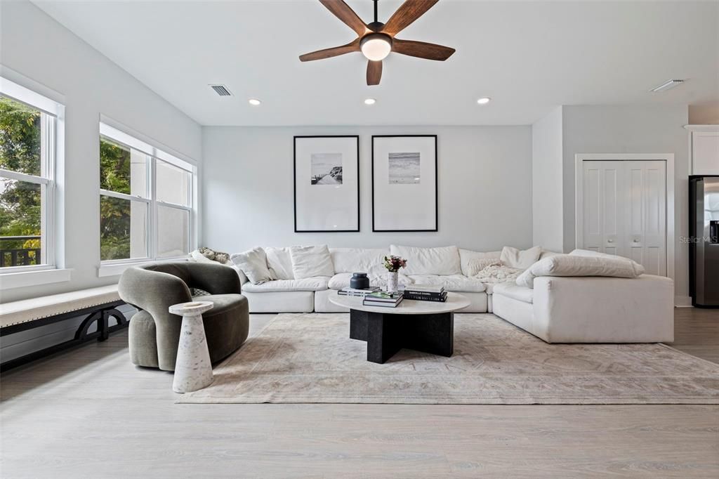 For Sale: $689,000 (4 beds, 3 baths, 2038 Square Feet)