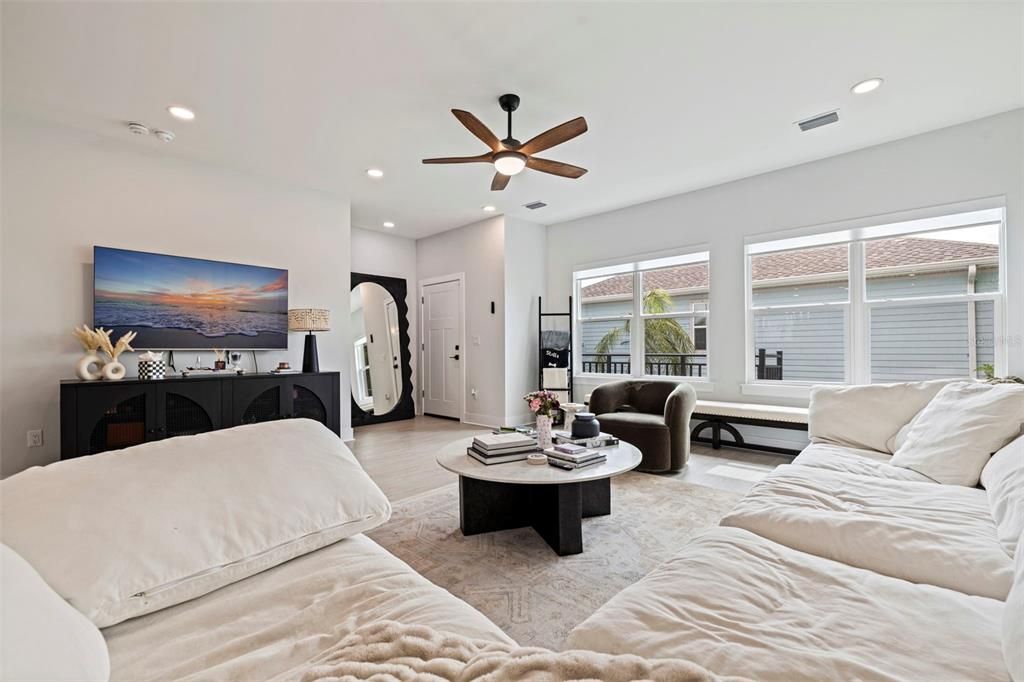 For Sale: $689,000 (4 beds, 3 baths, 2038 Square Feet)