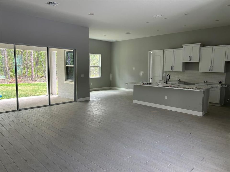 En Venta: $458,900 (4 camas, 2 baños, 2265 Pies cuadrados)