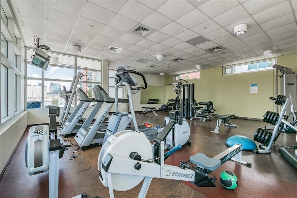 For Rent: $3,300 (2 beds, 2 baths, 1229 Square Feet)