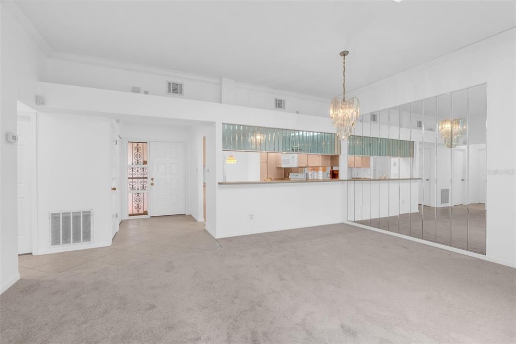 For Sale: $500,000 (3 beds, 2 baths, 1758 Square Feet)